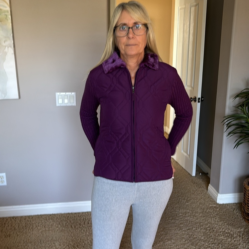 Ladies faux fur neck sweater/jacket grape